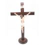 Crucifixo De Mesa Madeira Cristo Resina Base Grande 52 Cm