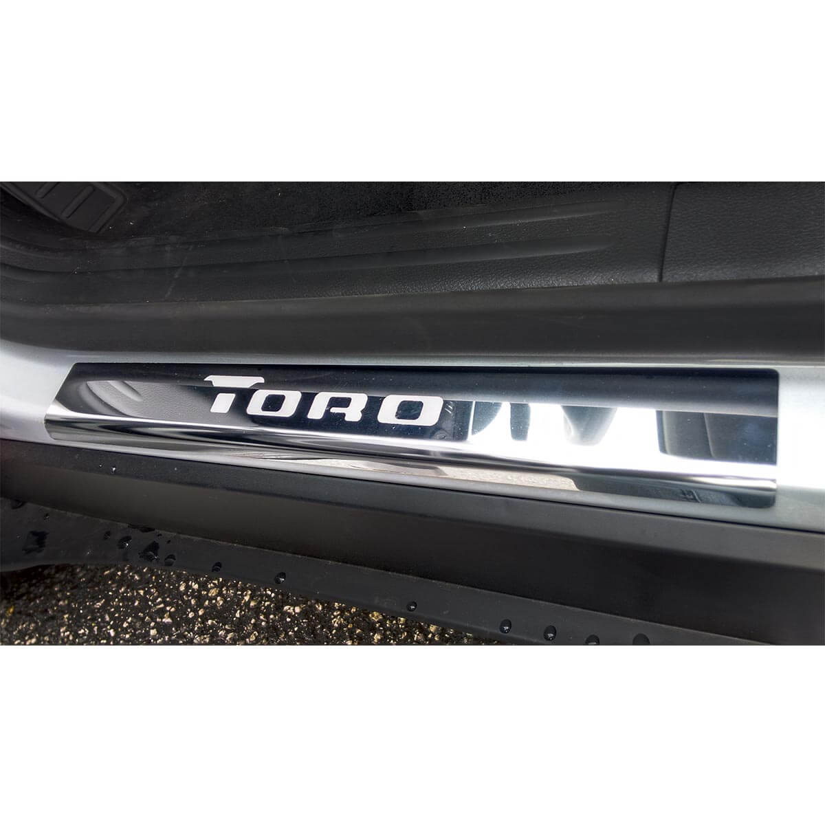 Protetor de soleira aço inox Fiat Toro 2017 a 2022