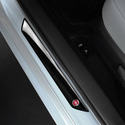 Adesivo Soleira Resinada Fiat Palio até 2012 Modelo 4 Portas