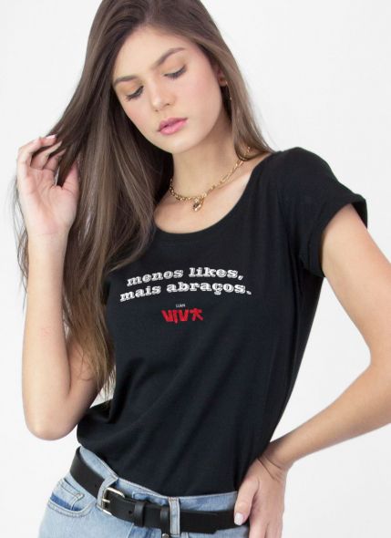 Camiseta Feminina Luan Santana Viva Menos Likes, mais Abraços