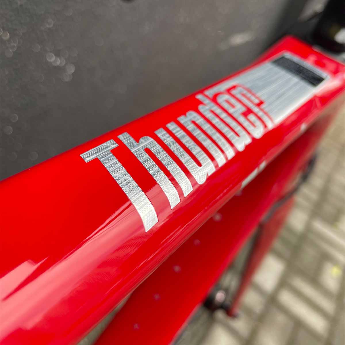 Bicicleta Twitter Thunder Disc Speed Carbono Shimano 105 22V Freio Disco Mecanico Vermelha