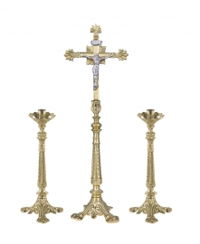 Conjunto Crucifixo e Castiçal 142 com 2 Castiçais e 1 Crucifixo