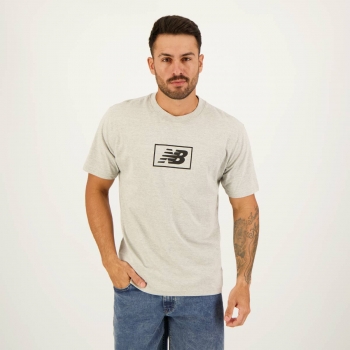 Camiseta New Balance Essentials Logo Cinza