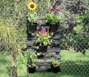 Kit Horta Vertical 100cm x 60cm Black acompanha treliça + vasos + suportes + substrato