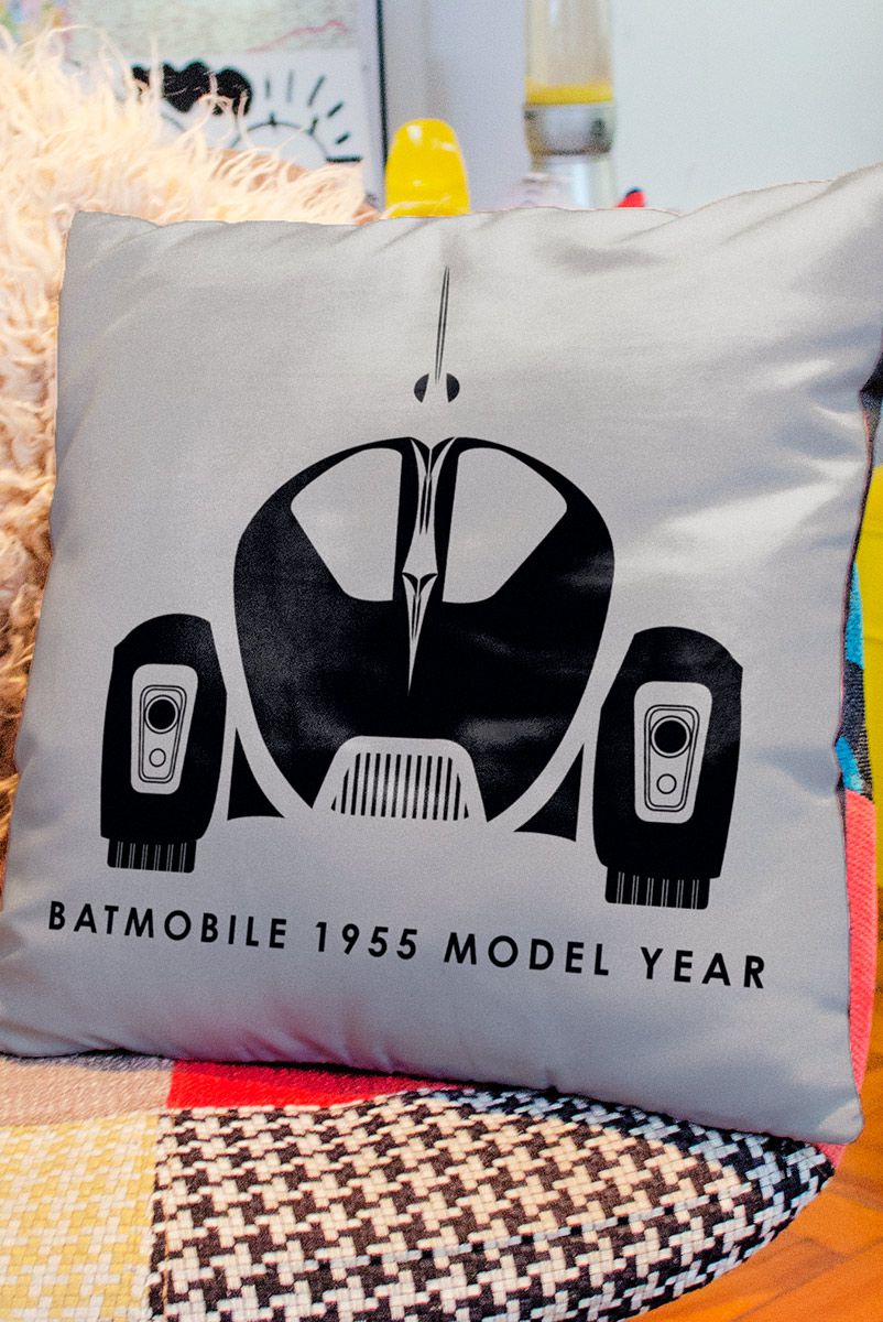 Almofada Batman Batmóvel 1955