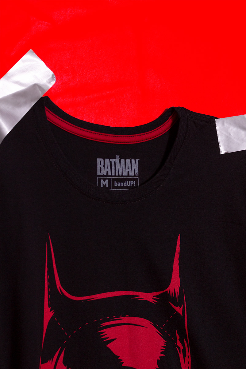 Camiseta Unissex The Batman Máscara