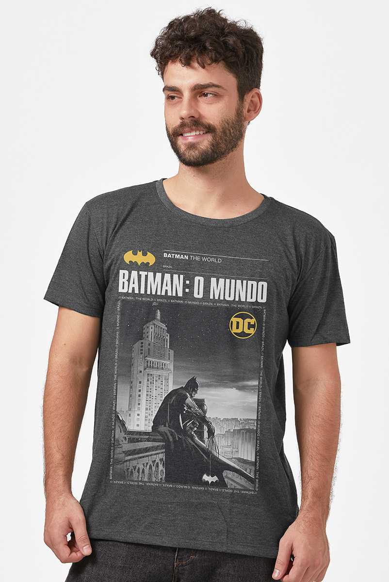 Camiseta Masculina Batman O Mundo Brasil