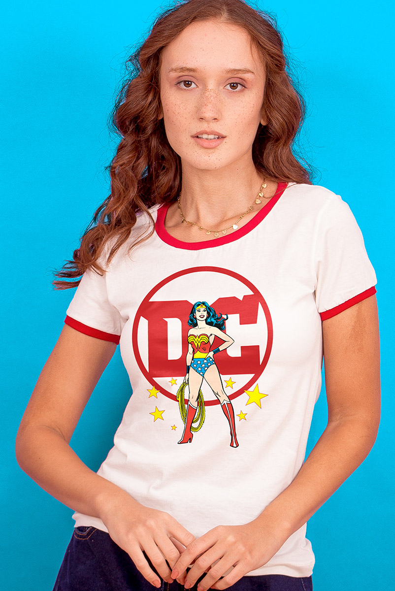 Camiseta Ringer Feminina Logo DC Mulher Maravilha