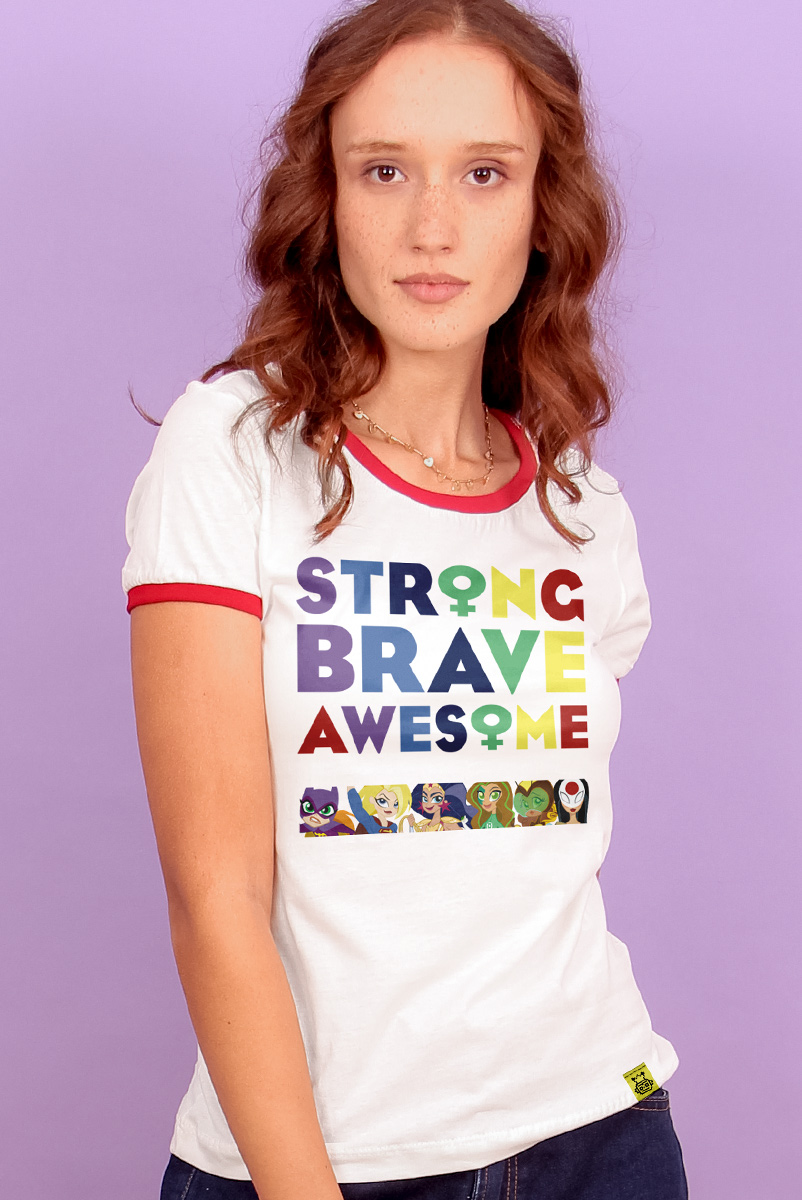 Camiseta Ringer Feminina Strange Brave
