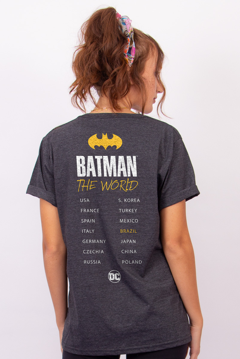 T-shirt Feminina Batman O Mundo Brasil
