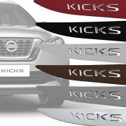 Friso Lateral Nissan Kicks Com Nome Alto Relevo Cromado 2017 18 19 20 21