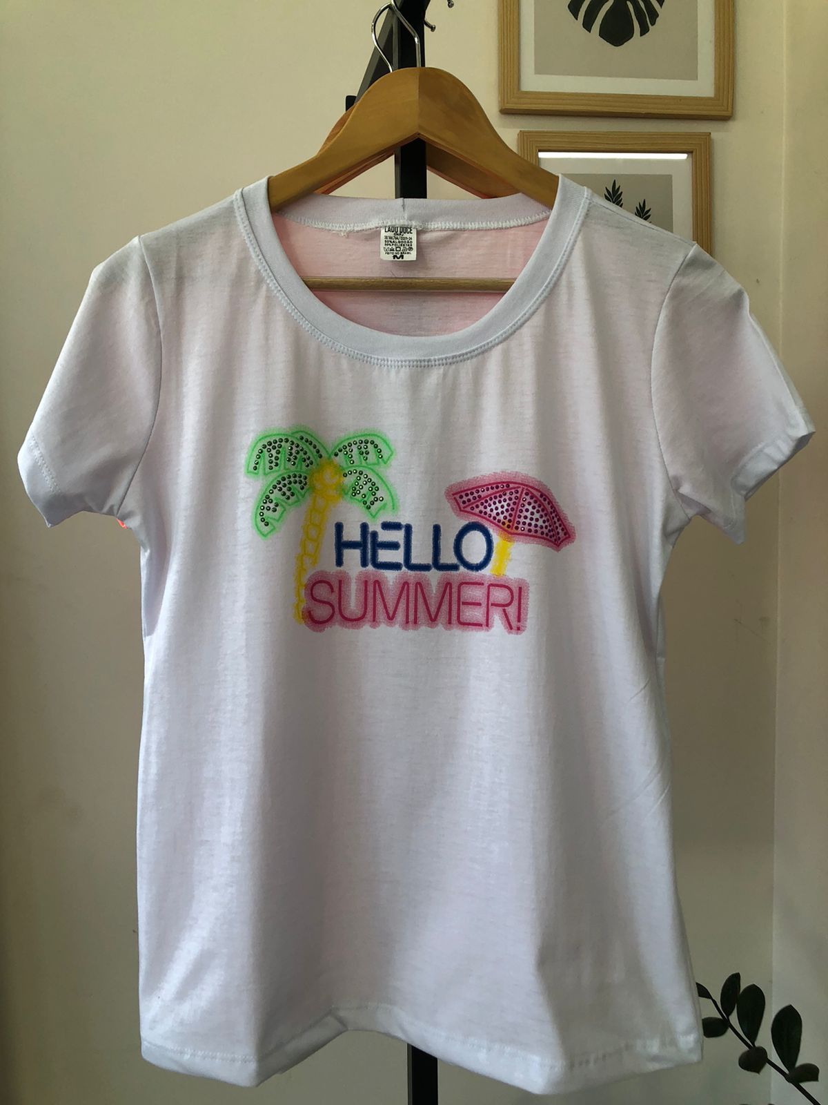 Camiseta Feminina algodão Hello Summer - Lia
