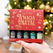 Kit Com 5 Essências A Magia do Natal Presente Vermelha Via Aroma