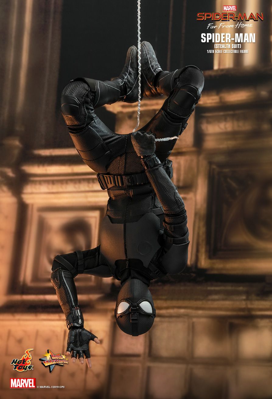 PRÉ VENDA: Action Figure Homem-Aranha (Spider-Man Stealth Suit): Homem-Aranha Longe de Casa (Far From Home) (MMS540) Escala 1/6 Boneco Colecionável - Hot Toys