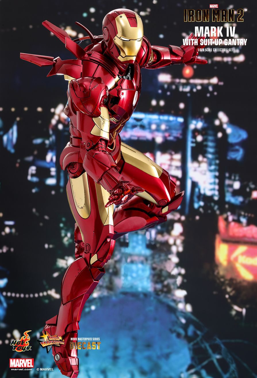 Action Figure Homem de Ferro Mark 4 (Iron Man Mark IV Suit-Up Gantry): Homem de Ferro 2 (Iron Man 2) Escala 1/6 (MMS462D22) - Hot Toys