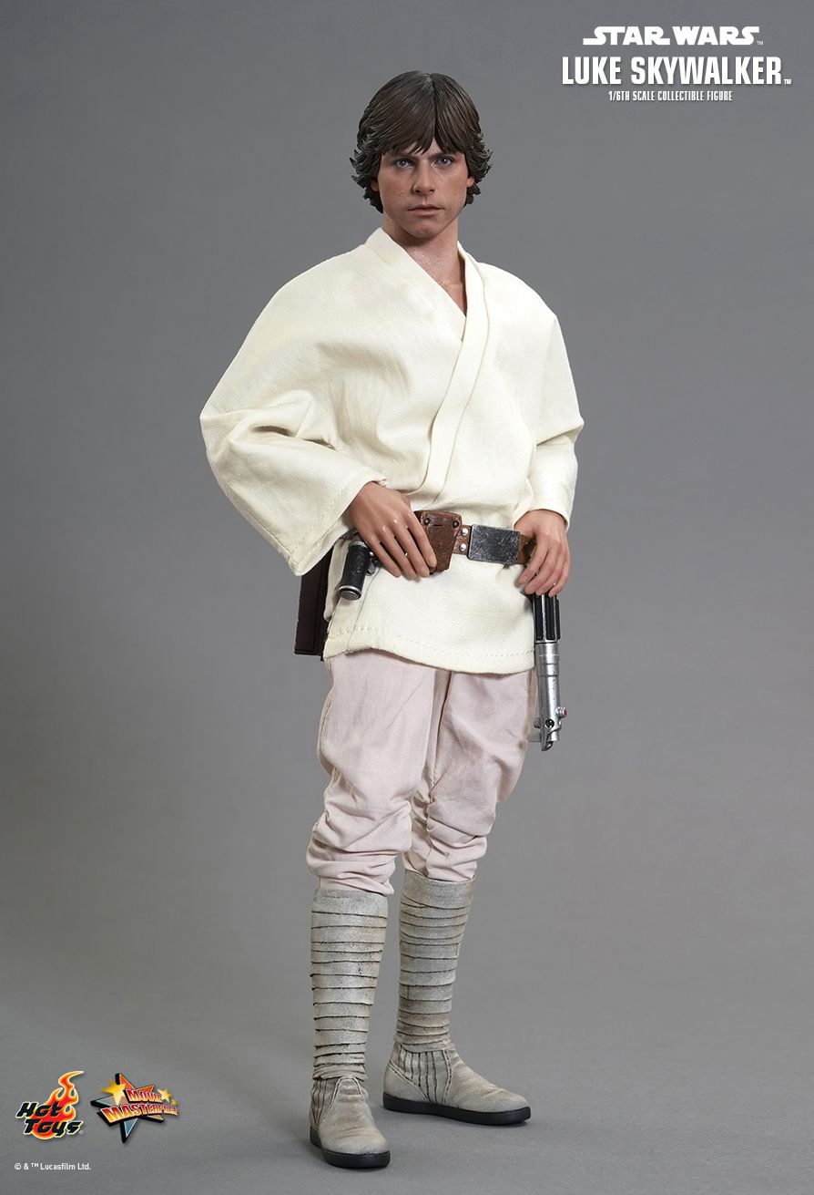 Action Figure Luke Skywalker: Star Wars Uma Nova Esperança (A New Hope) MMS297 (Escala 1/6) - Hot Toys (USADO E SEM CAIXA)