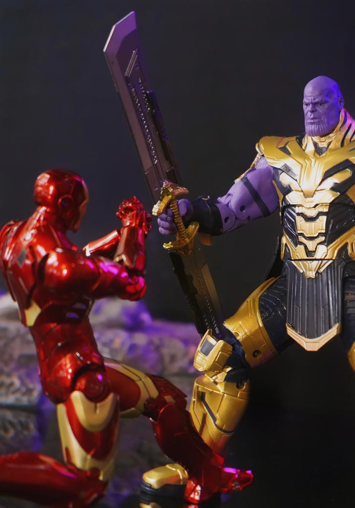 Action Figure Thanos: Vingadores Ultimato Avengers Endgame