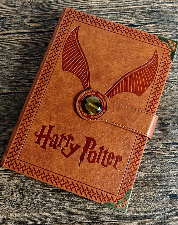 Agenda/Caderneta Diário Pomo de Ouro Harry Potter Fechadura Magnética (Marrom Claro) - MKP