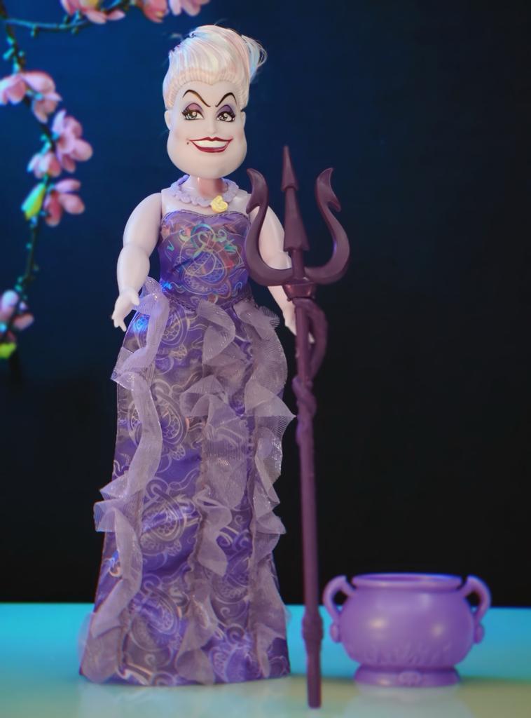 Boneca Action Figure Úrsula: Disney Villains - Hasbro (F4538)
