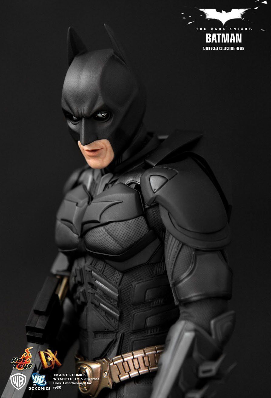 Action Figure Batman: Batman O Cavaleiro das Trevas (The Dark Knight) Escala 1/6 (DX02) Boneco Colecionável - Hot Toys - CG