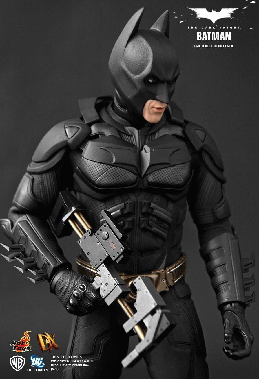 Action Figure Batman: Batman O Cavaleiro das Trevas (The Dark Knight) Escala 1/6 (DX02) Boneco Colecionável - Hot Toys - CG