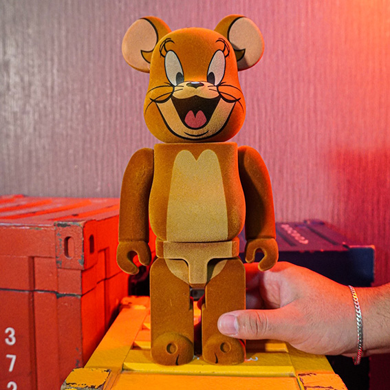 Boneco Jerry Bearbrick Bear 400% Flocado: Tom e Jerry Warner Bros