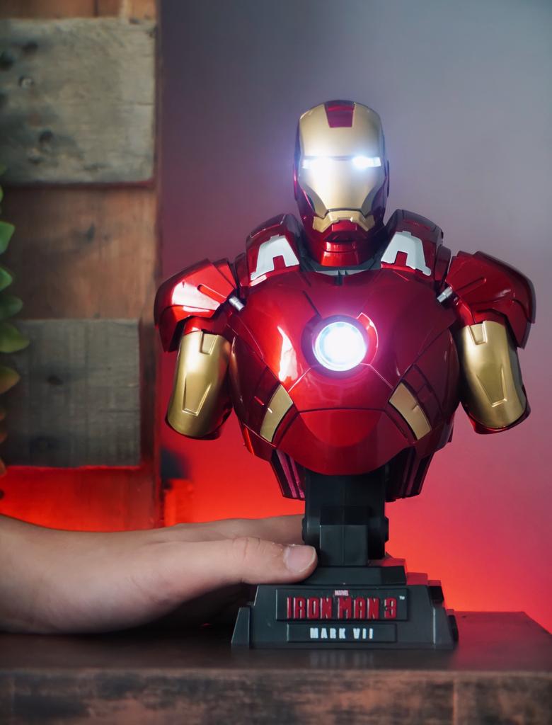 Busto Com Led Homem de Ferro Mark 7 Iron Man Mark VII (HTB13) Marvel Escala 1/4