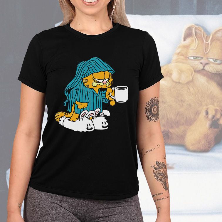 Camiseta Unissex Feminina Good Morning Coffee: Garfield (Preta)  - CD