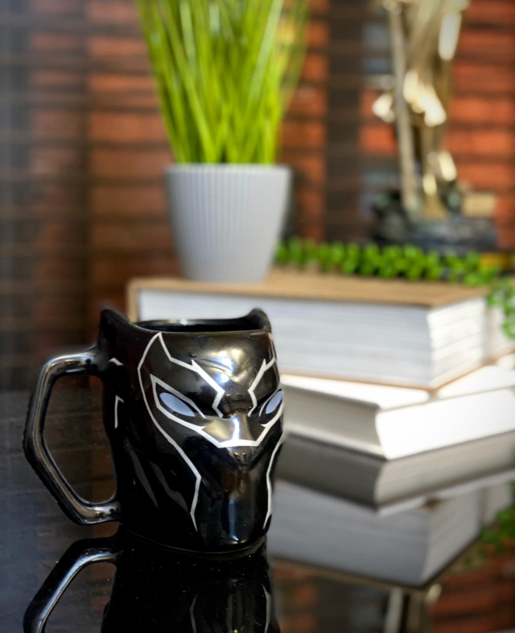 Caneca 3D Pantera Negra Black Panther: Marvel 450ml  - Zona Criativa