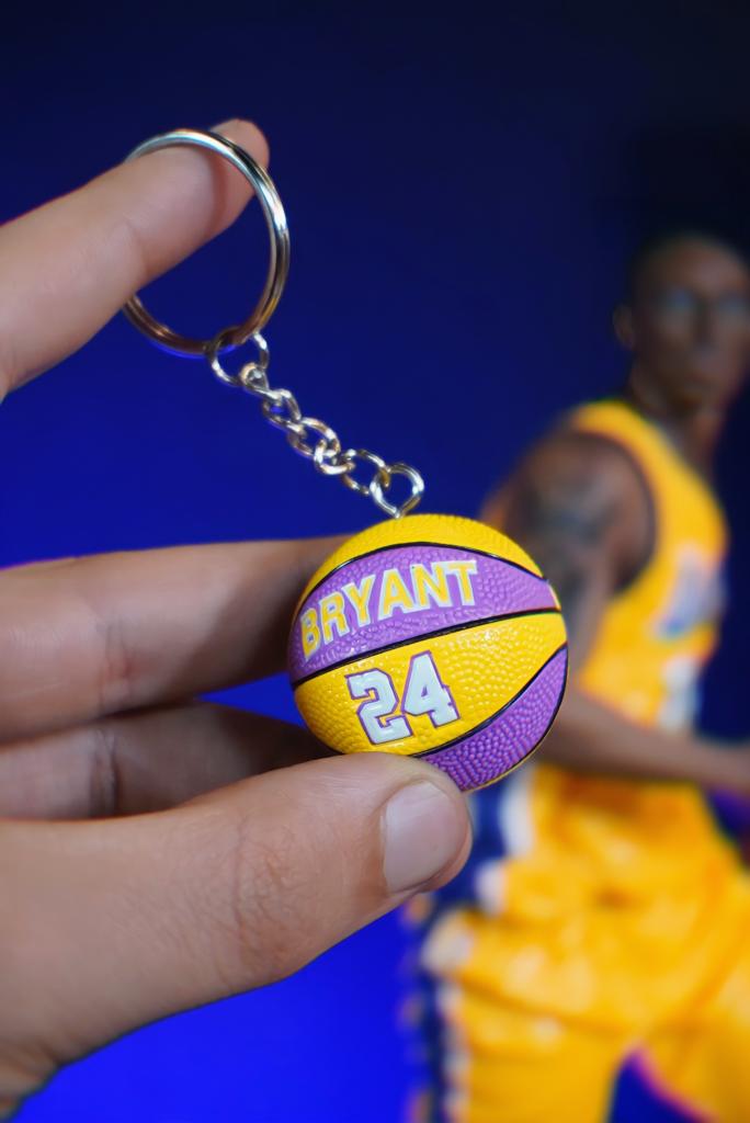 Chaveiro Bola de Basquete Basketball: Kobe Bryant 24 Los Angeles Lakers NBA