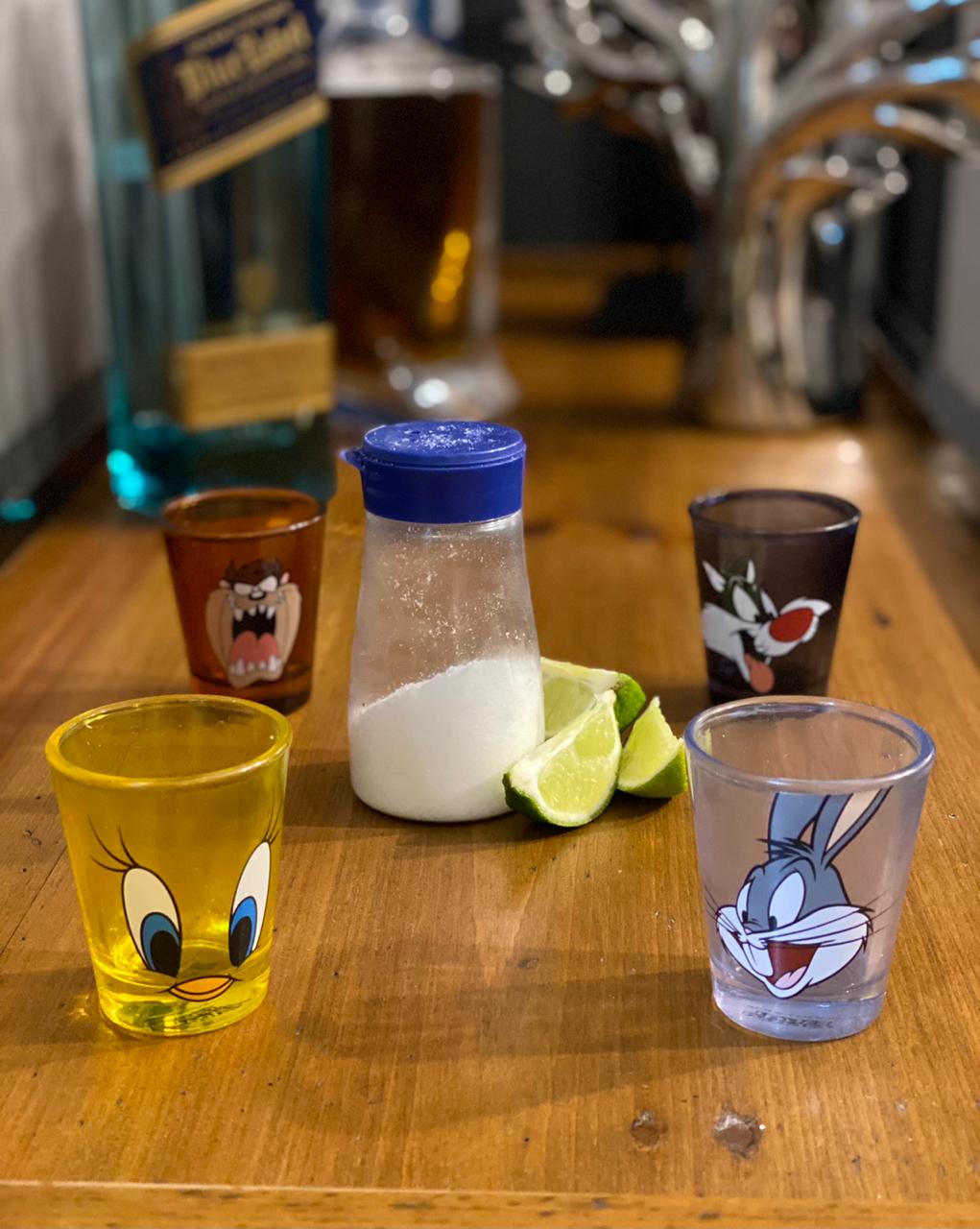 Copo Dose (Shot) Set de 4 copos Looney Tunes - Metropole
