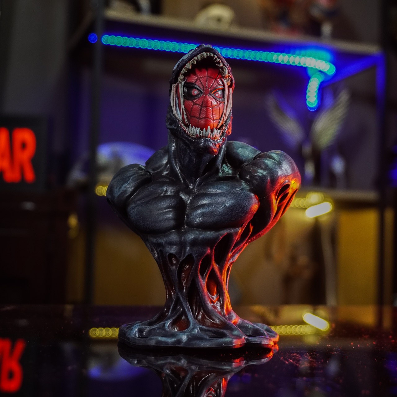 Estátua Busto Colecionável Homem Aranha & Venom Spider-Man Venom Marvel