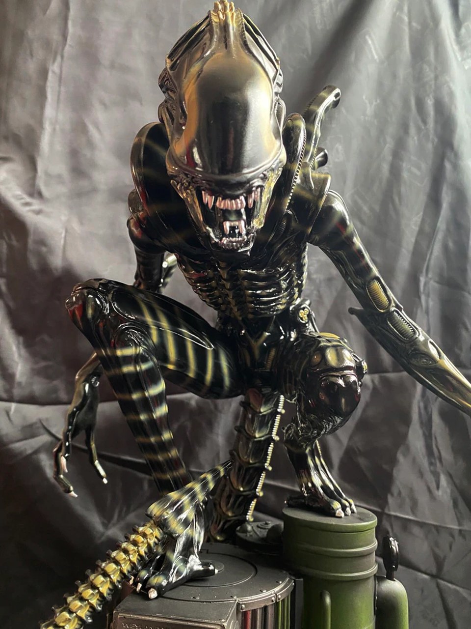 Estátua Colecionável Alien: Alien - O 8.º Passageiro Escala 1/4 - MKP