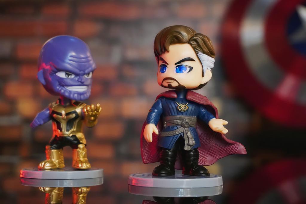 Estátua Cosbaby Thanos: Vingadores Guerra Infinita Avengers Infinity War Marvel