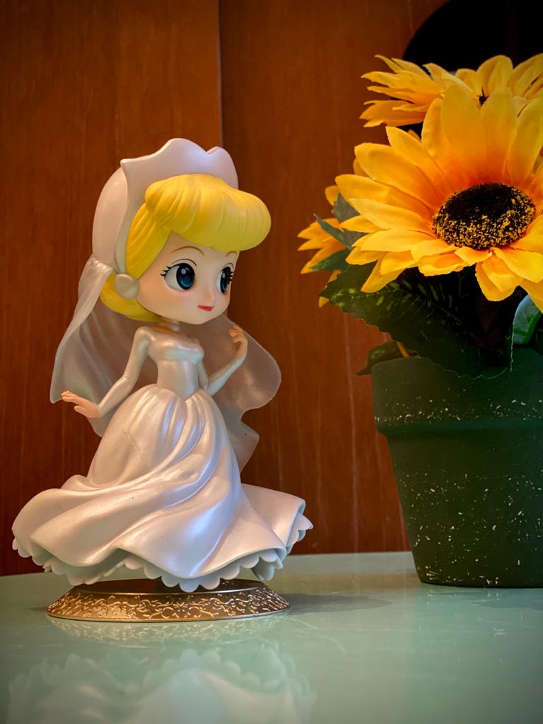 Estátua Princesa Cinderela Noiva: Cinderela Disney Qposket - Banpresto Bandai