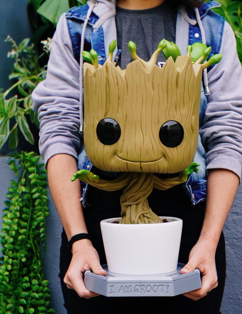 Funko Pop! Groot: Guardioes da Galáxia Guardians Of The Galazxy  Super Sized 18'' #01 Marvel - Funko