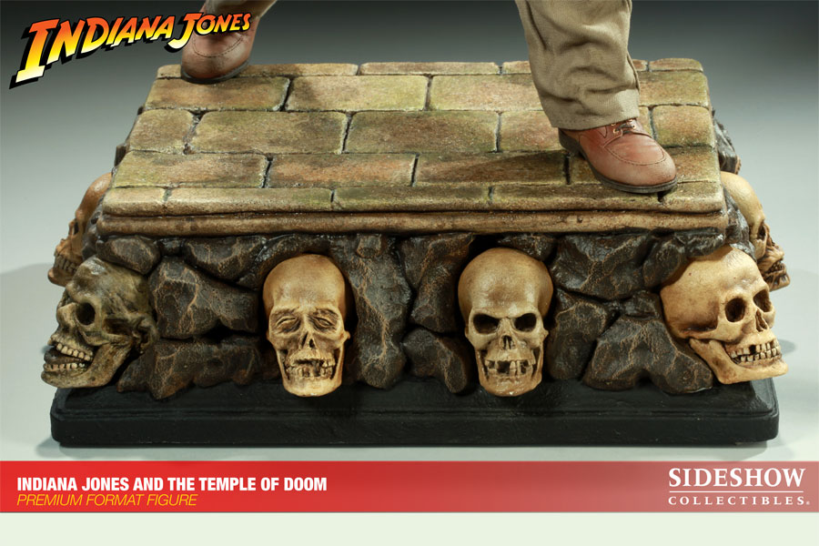 Estátua Indiana Jones e o Templo da Perdição (Indiana Jones and the Temple of Doom) Premium Format Escala 1/4 - Sideshow