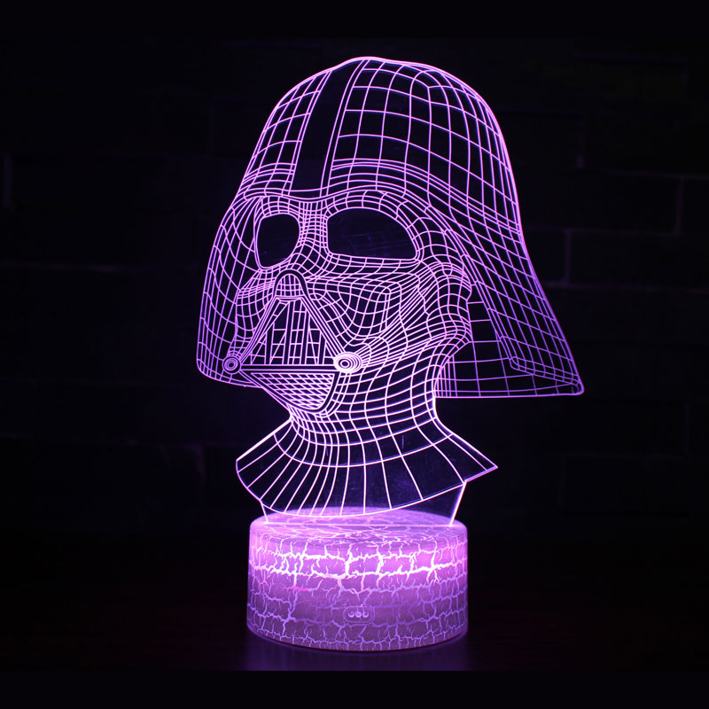 Luminária/Abajur Efeito 3D Capacete Darth Vader: Star Wars 7 Cores com Controle - MKP