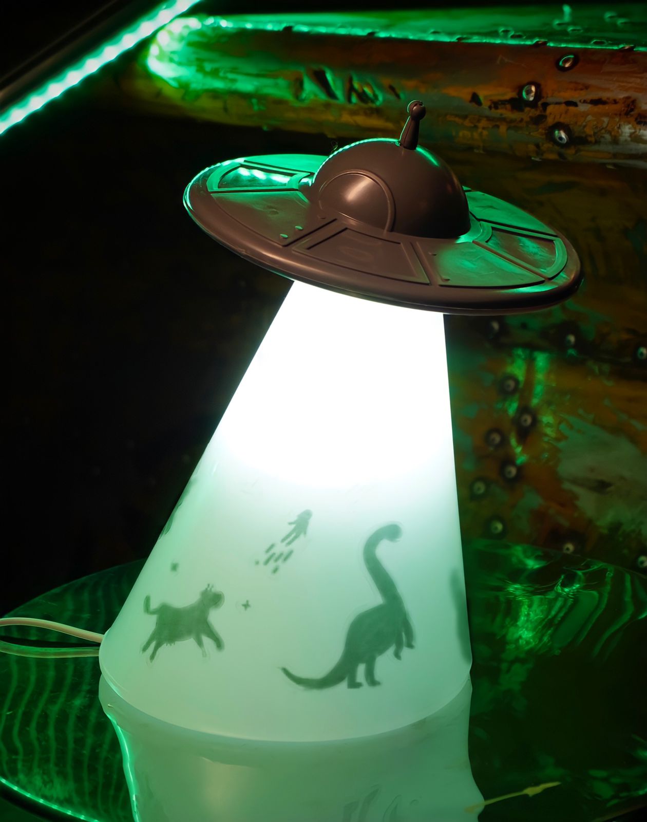 Luminária/Abajur UFO Abdução Ovni Nave Alienígena Alien Extraterrestre - Usare