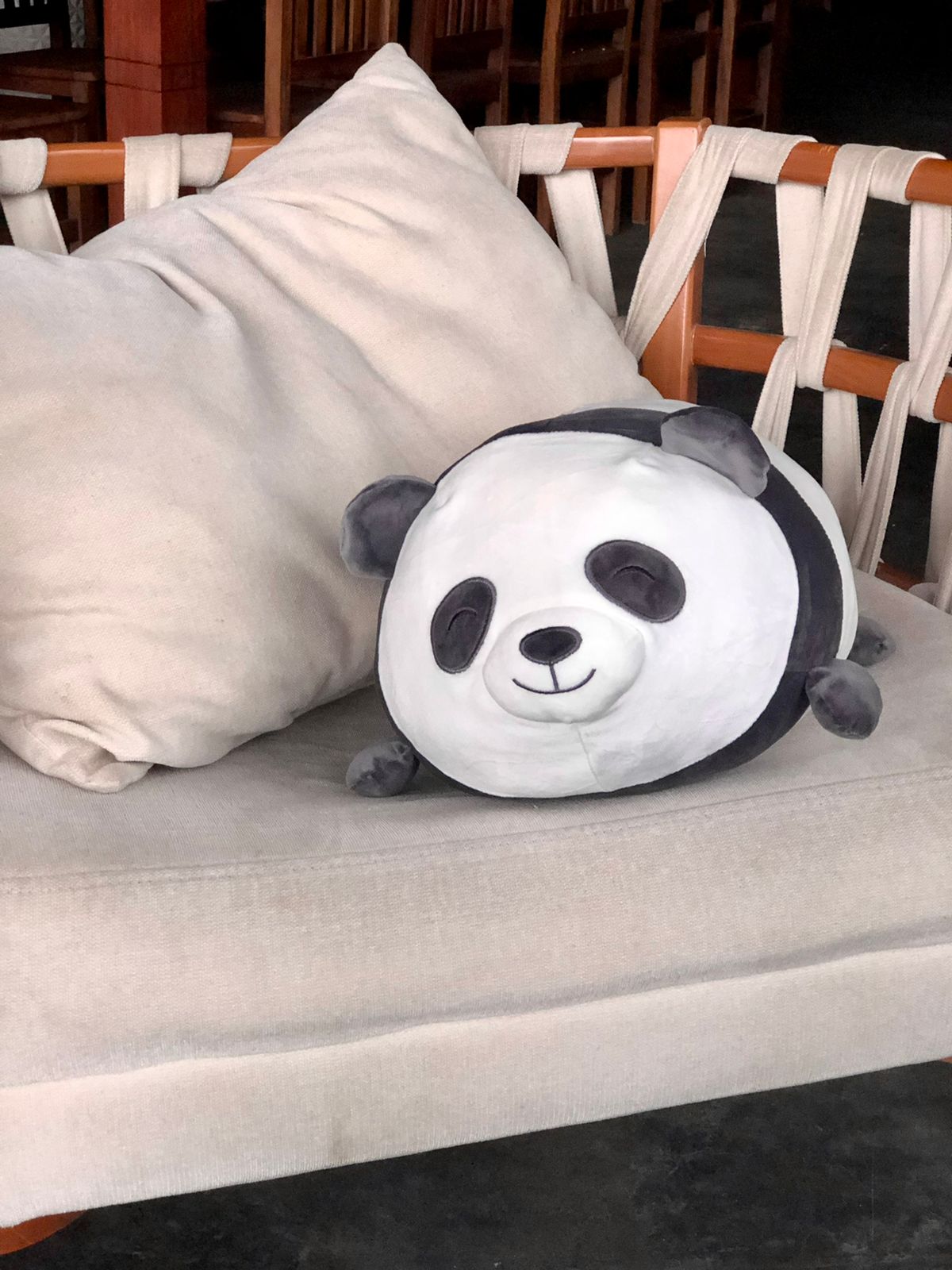 Pelúcia Panda Deitado Olhos Fechados Pequeno 45cm