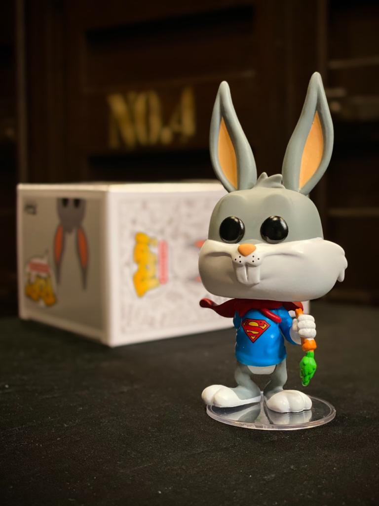 Funko Pop! Super Pernalonga (Bugs Bunny): Looney Tunes #842 - Funko