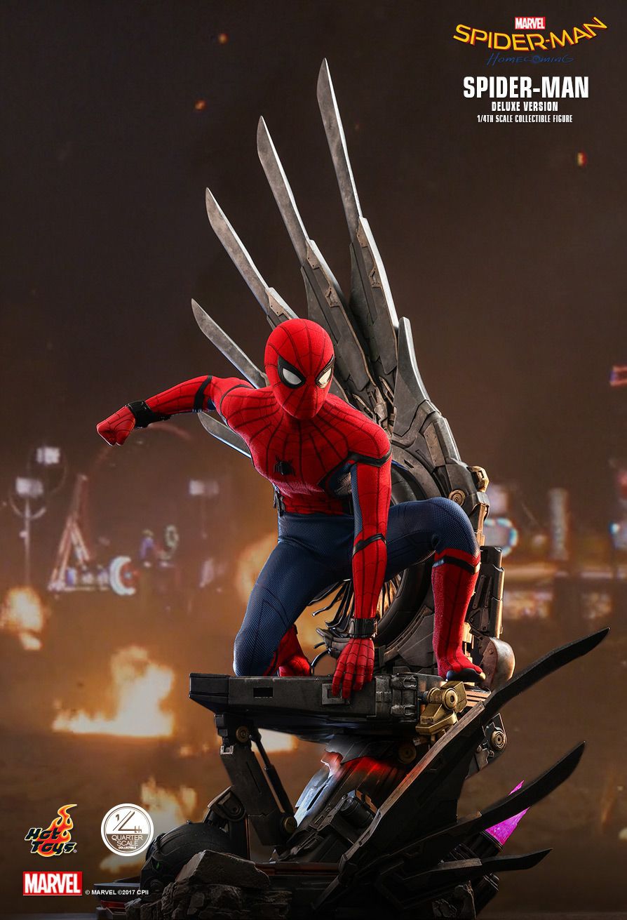 Action Figure Homem-Aranha (Spider-Man) Deluxe: Homem-Aranha De Volta ao Lar (Homecoming) Boneco Colecionável (QS015) Escala 1/4 - Hot Toys