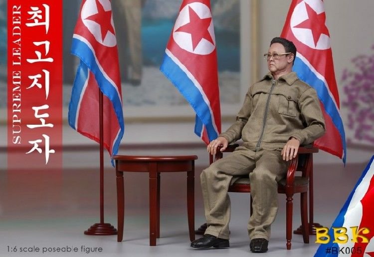 Boneco Kim Jong-il Escala 1/6 - BBK Toys (Apenas Venda Online)