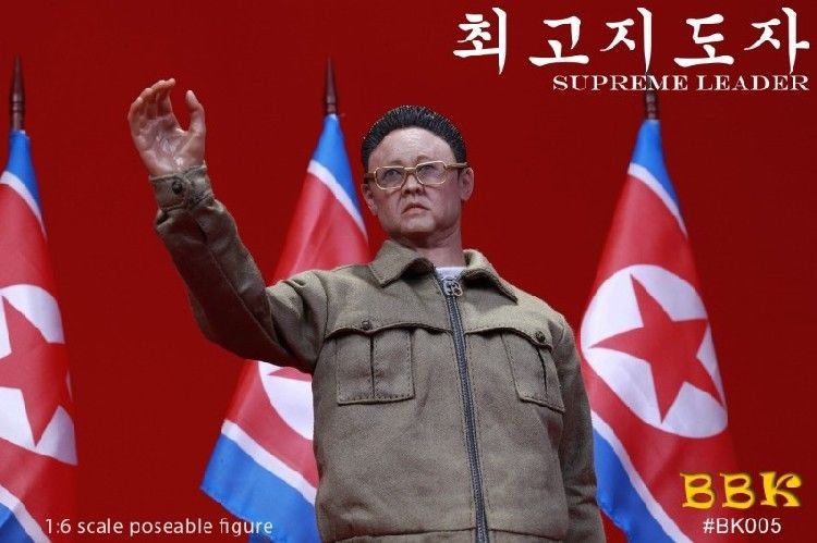 Boneco Kim Jong-il Escala 1/6 - BBK Toys (Apenas Venda Online)