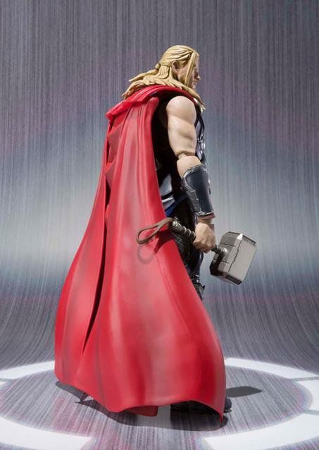 Boneco Thor: Vingadores: Era de Ultron S.H Figuarts - Bandai