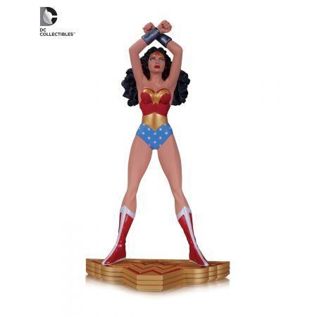 Wonder Woman Statue by Gorge Perez - DC Collectibles