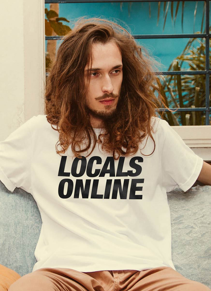T-shirt Locals Online
