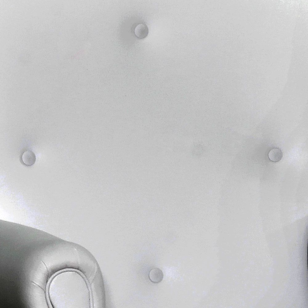 Poltrona de Amamentação com Puff Suzi Balanço Corino Branco K-1031 D'Rossi