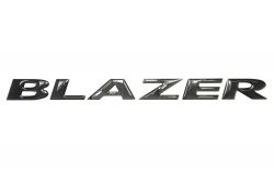 Emblema *Blazerr* porta dianteira - Blazer 2003 a 2008