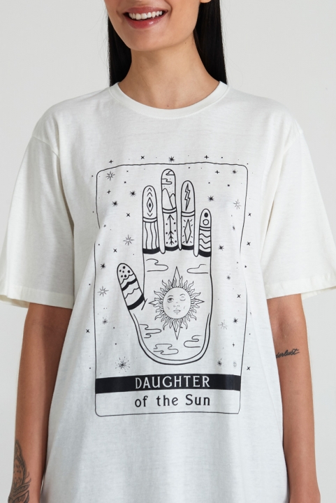 Camiseta T-shirt Branca Daughter Of The Sun